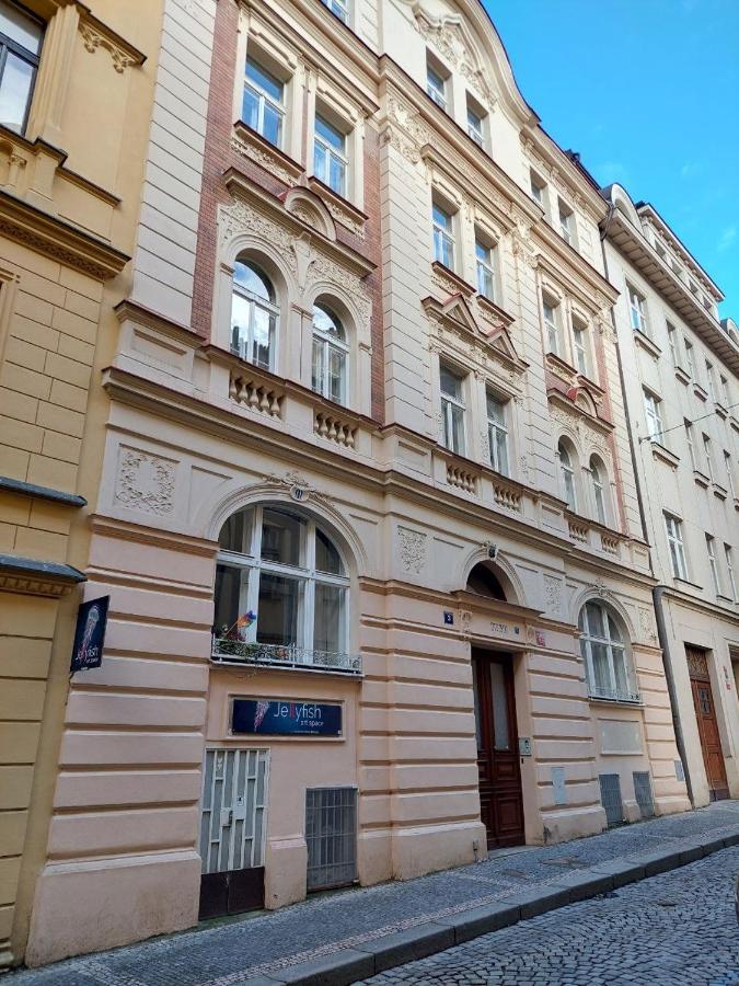 Ai Quattro Angeli Aparthotel Prague Exterior photo