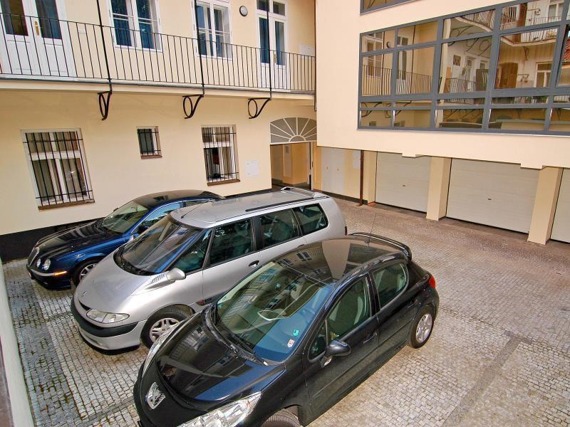 Ai Quattro Angeli Aparthotel Prague Exterior photo